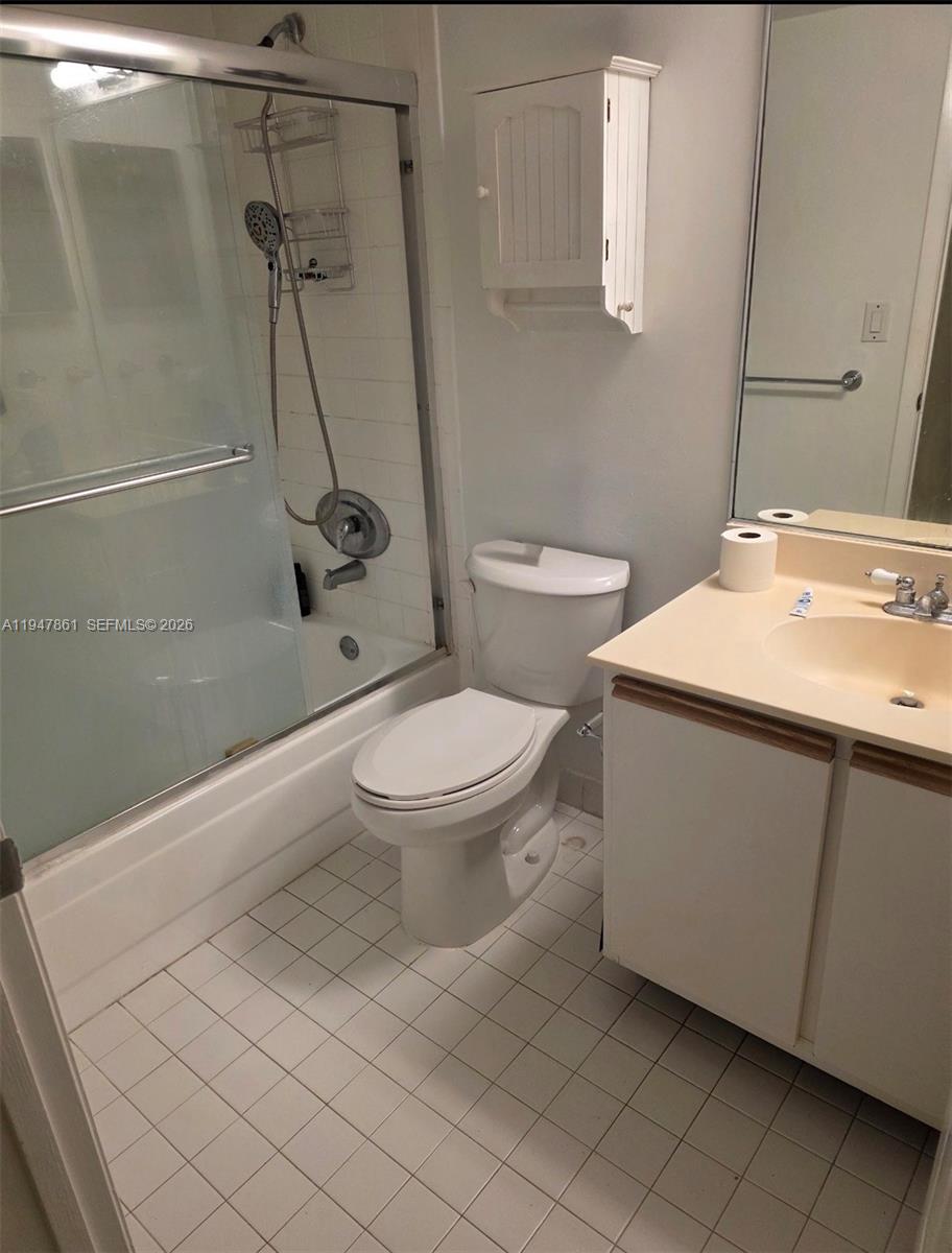 540 Brickell Key Dr #705, Miami FL 33131