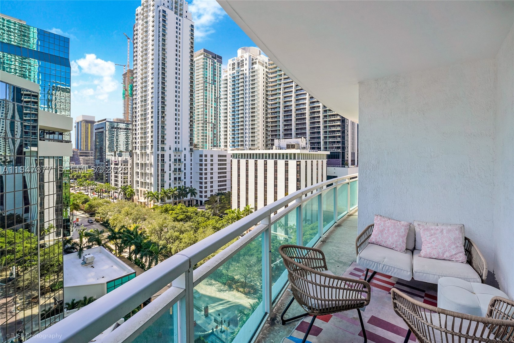 951 Brickell Ave #1110, Miami FL 33131
