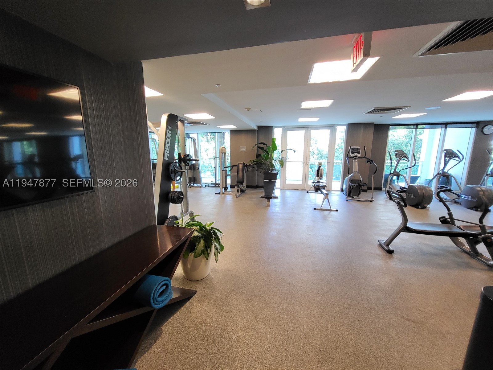 951 Brickell Ave #1110, Miami FL 33131