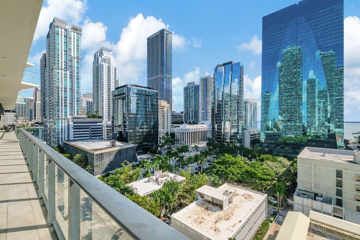 1300 S Miami Ave #4207, Miami FL 33130