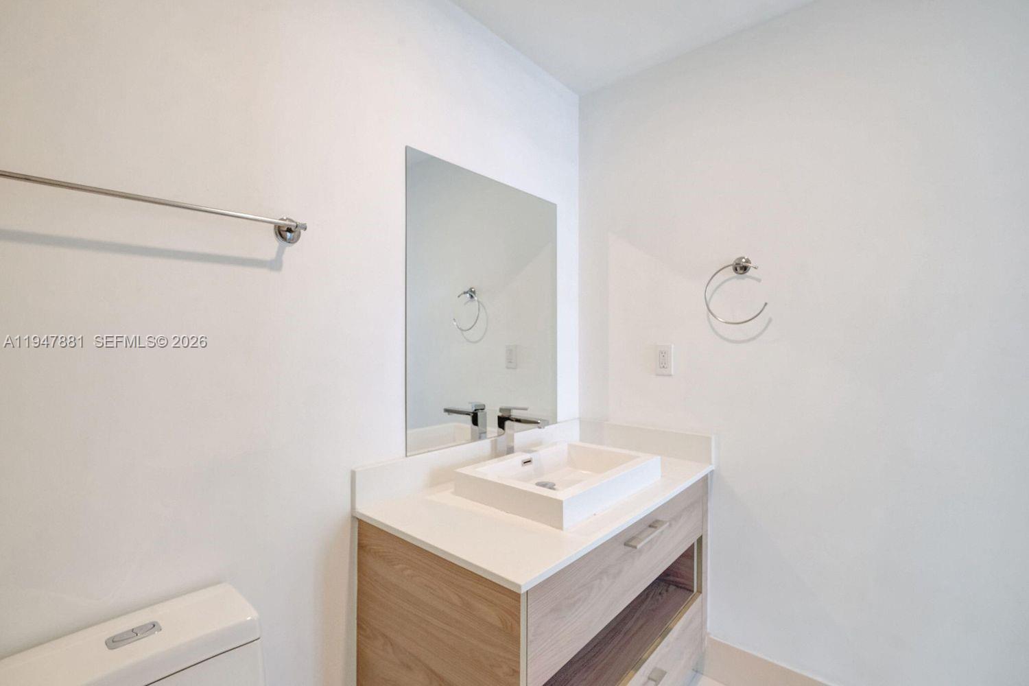 1300 S Miami Ave #4207, Miami FL 33130
