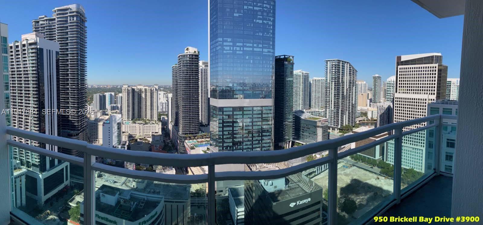 950 Brickell Bay Dr #3900, Miami FL 33131