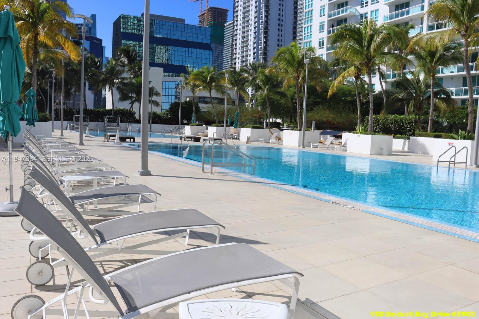 950 Brickell Bay Dr #3900, Miami FL 33131