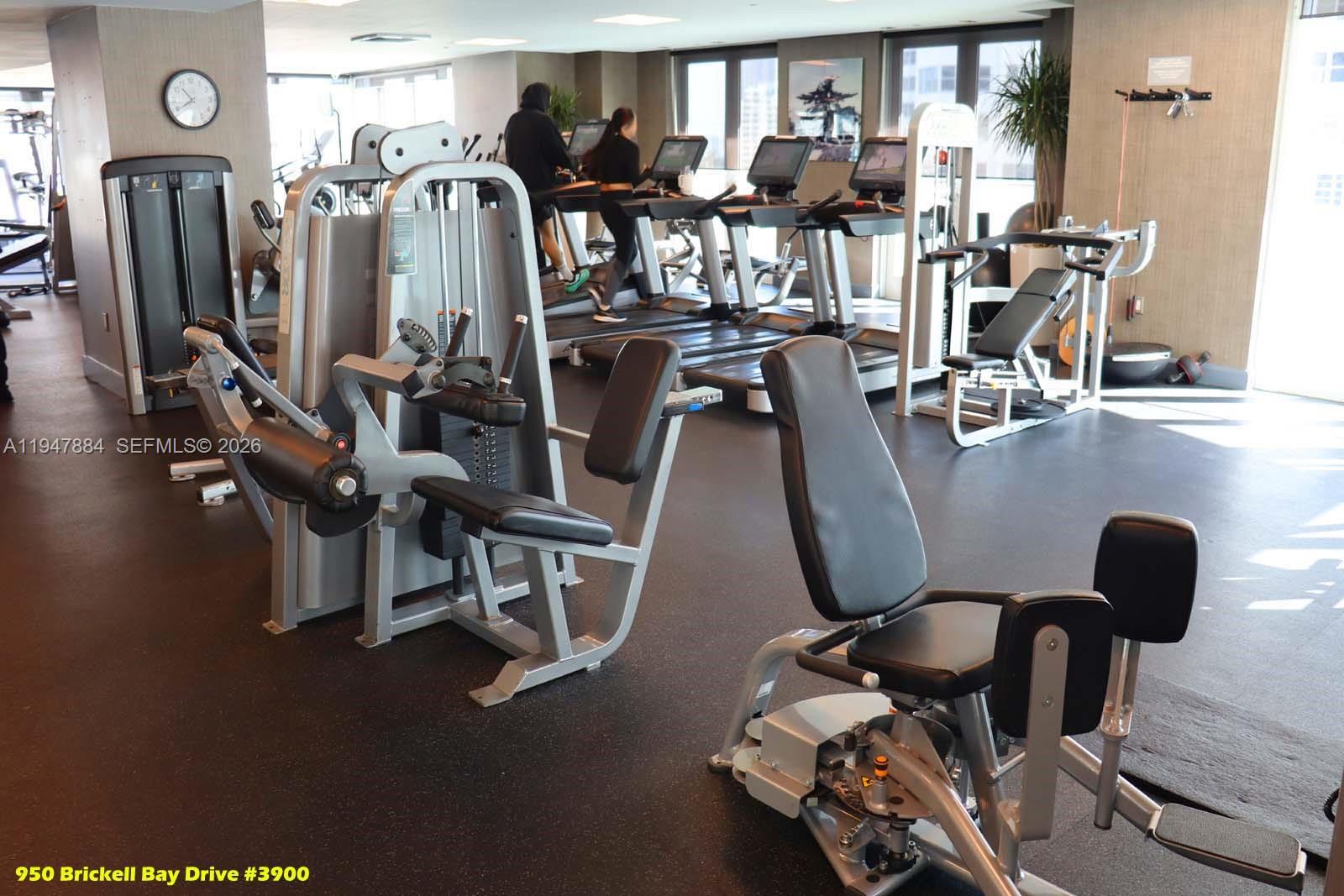 950 Brickell Bay Dr #3900, Miami FL 33131