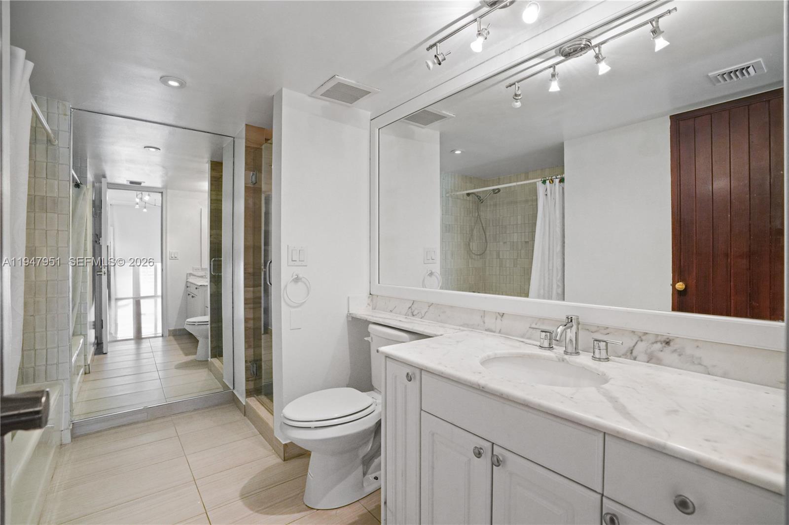 19355 Turnberry Way #25GR, Aventura FL 33180