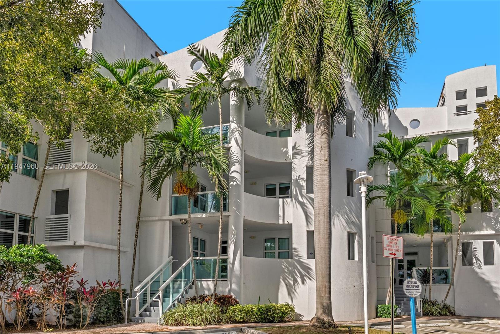 7914 Harbor Island Dr #203, North Bay Village FL 33141
