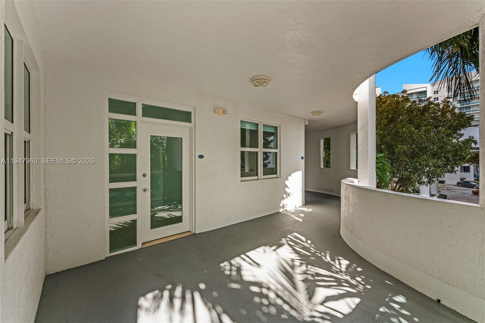 7914 Harbor Island Dr #203, North Bay Village FL 33141