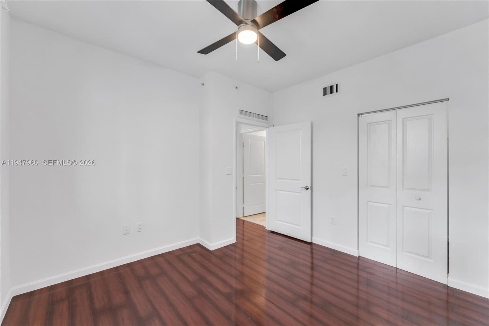 7914 Harbor Island Dr #203, North Bay Village FL 33141