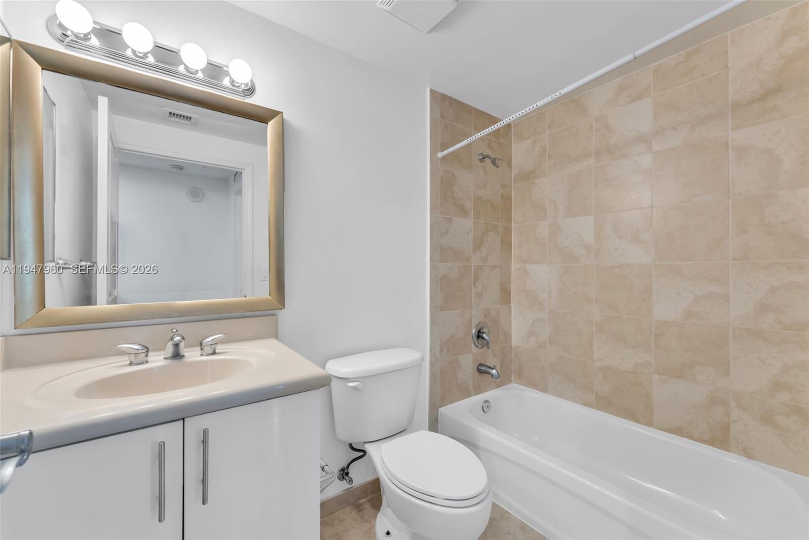 7914 Harbor Island Dr #203, North Bay Village FL 33141