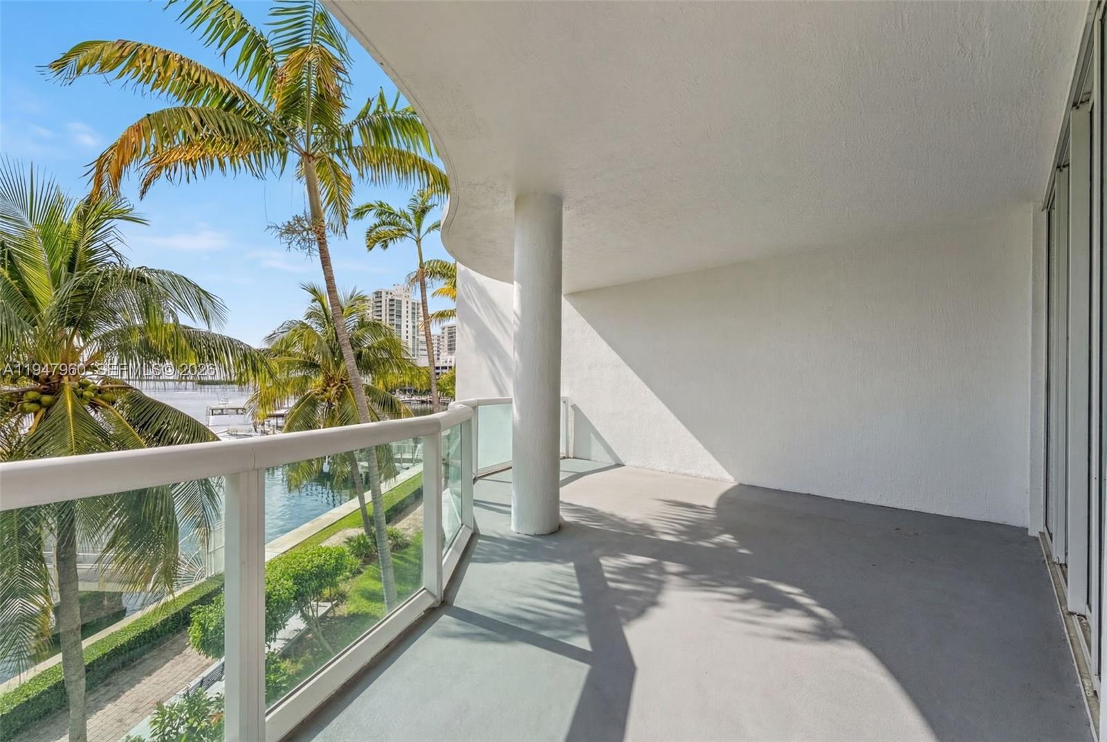 7914 Harbor Island Dr #203, North Bay Village FL 33141
