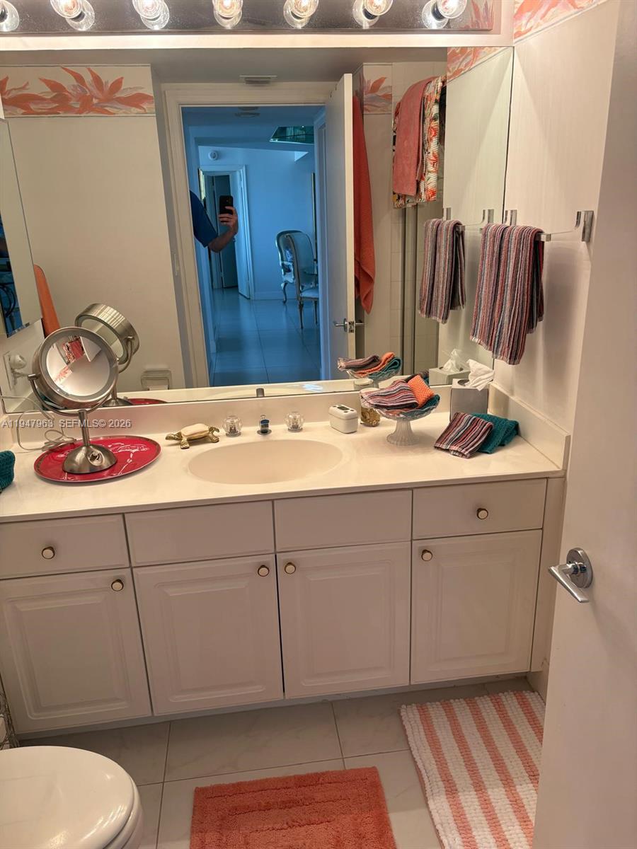 3600 Yacht Club Dr #1001, Aventura FL 33180