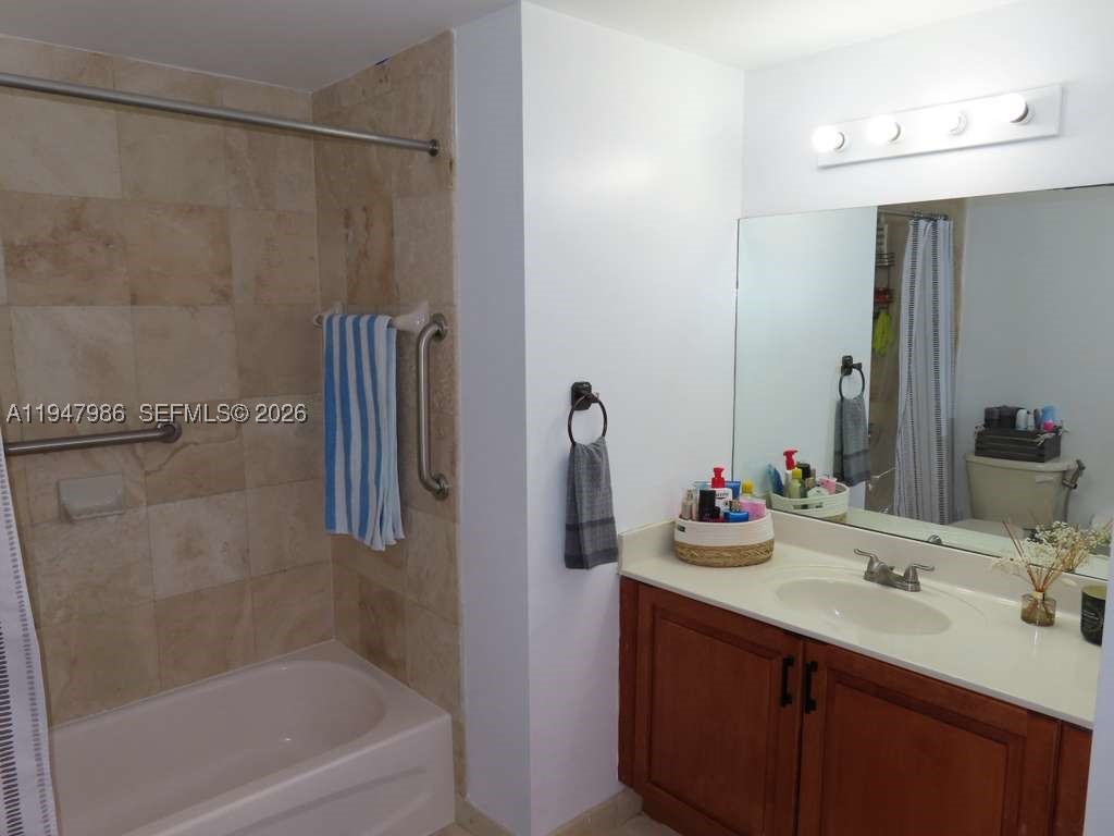 215 SW 42nd Ave #PH08, Miami FL 33134