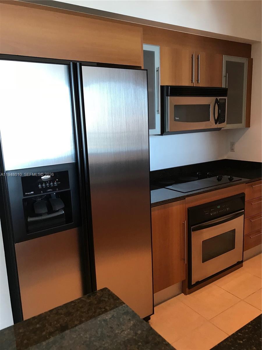 325 S Biscayne Blvd #3718, Miami FL 33131