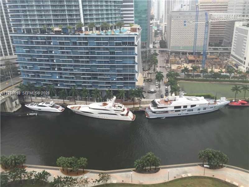 475 Brickell Ave #2212, Miami FL 33131