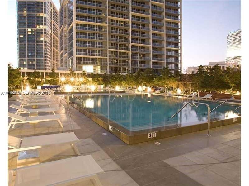 475 Brickell Ave #2212, Miami FL 33131