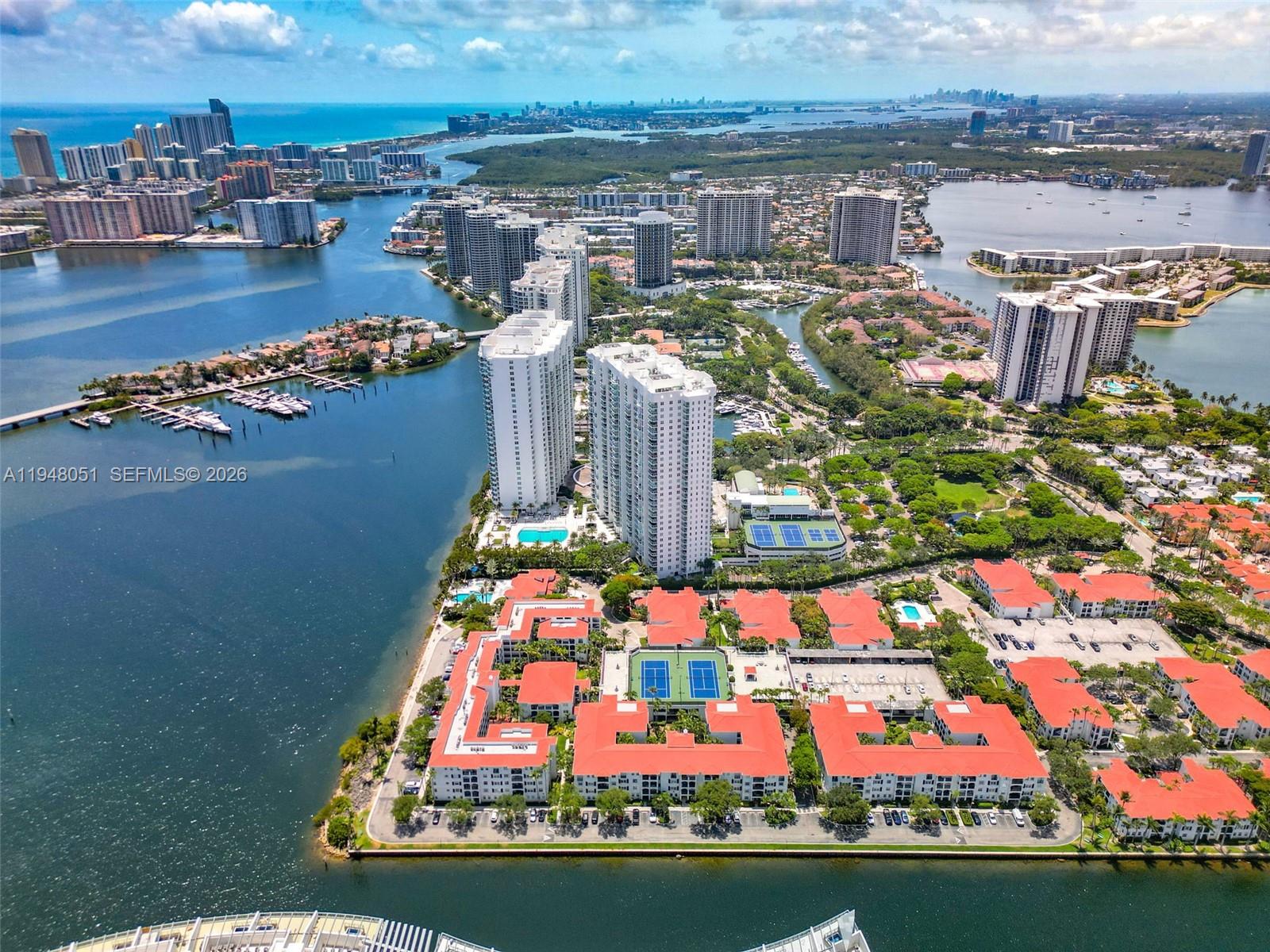 3301 NE 183rd St #2001, Aventura FL 33160