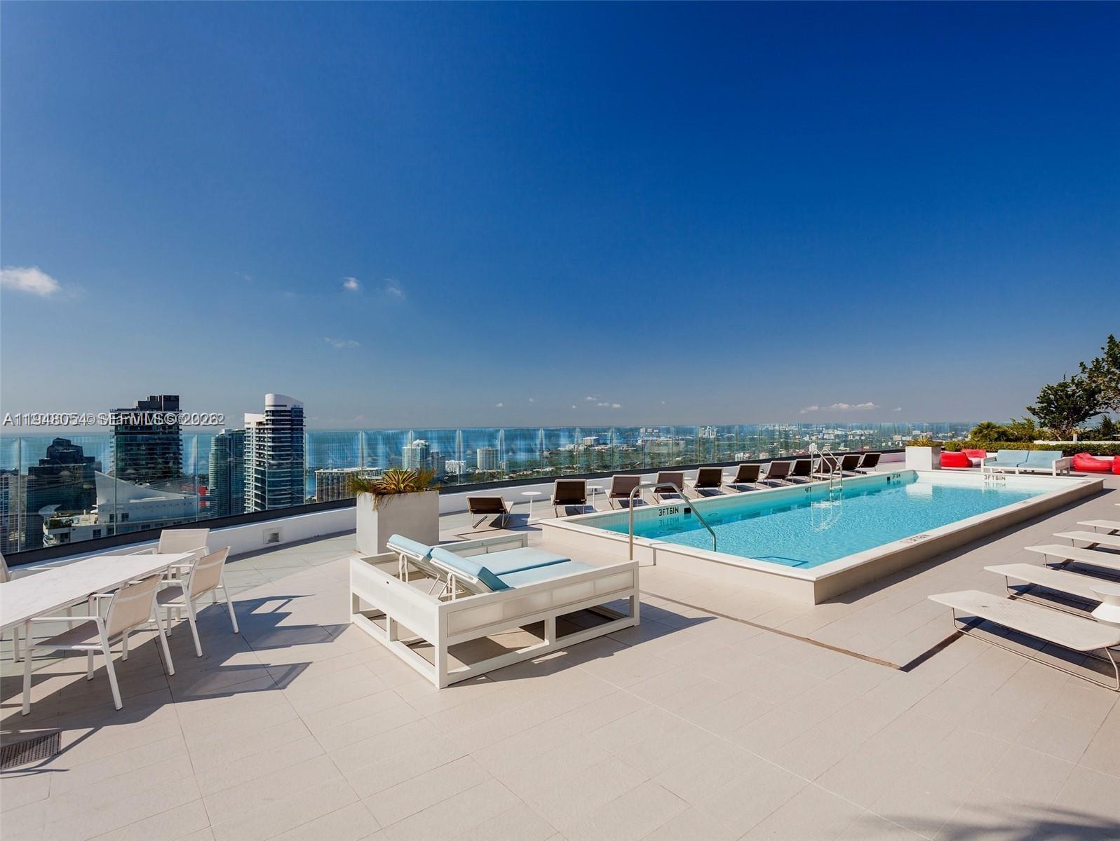 55 SW 9th St #4201, Miami FL 33130