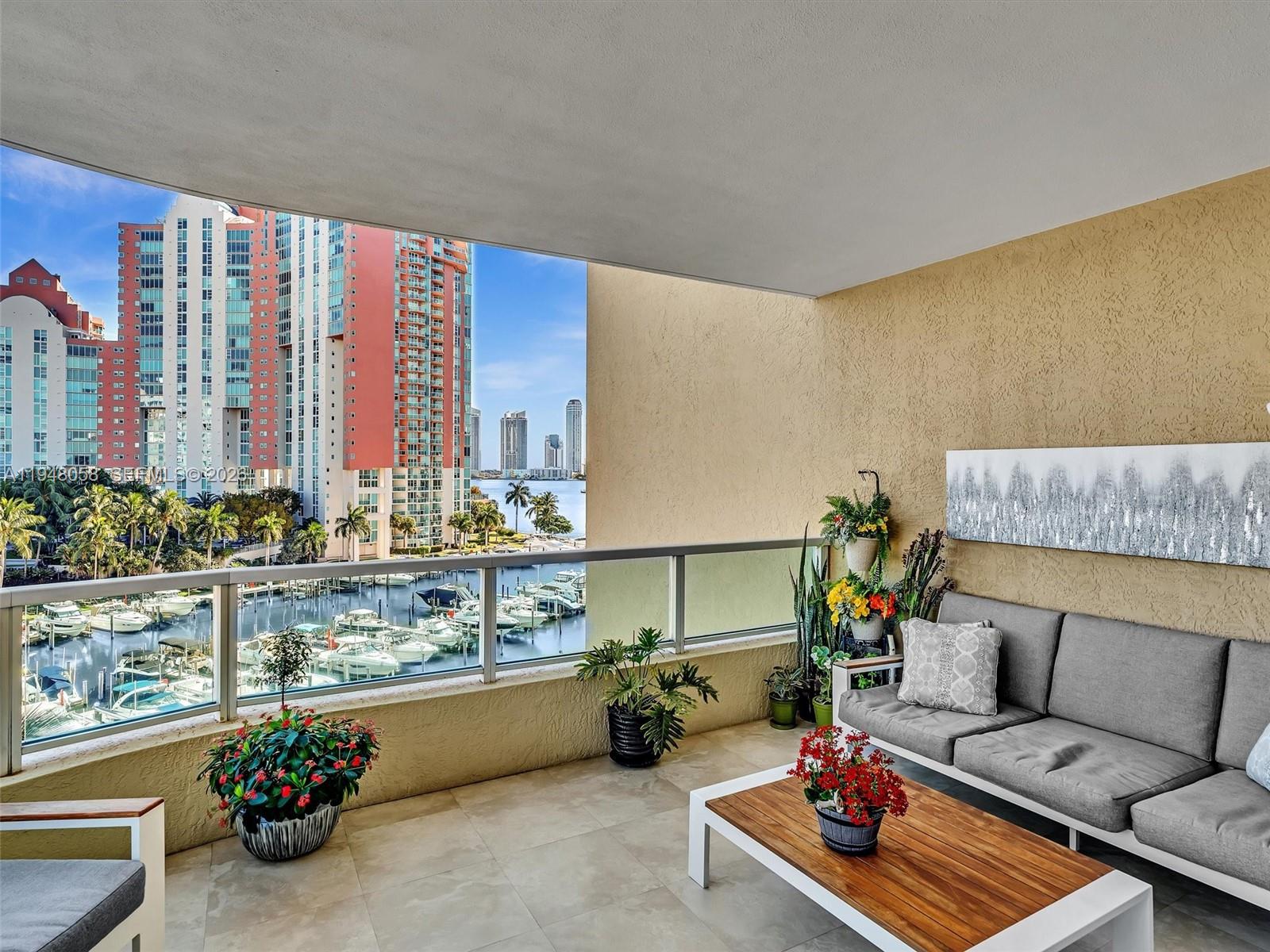 3340 NE 190th St #704, Aventura FL 33180