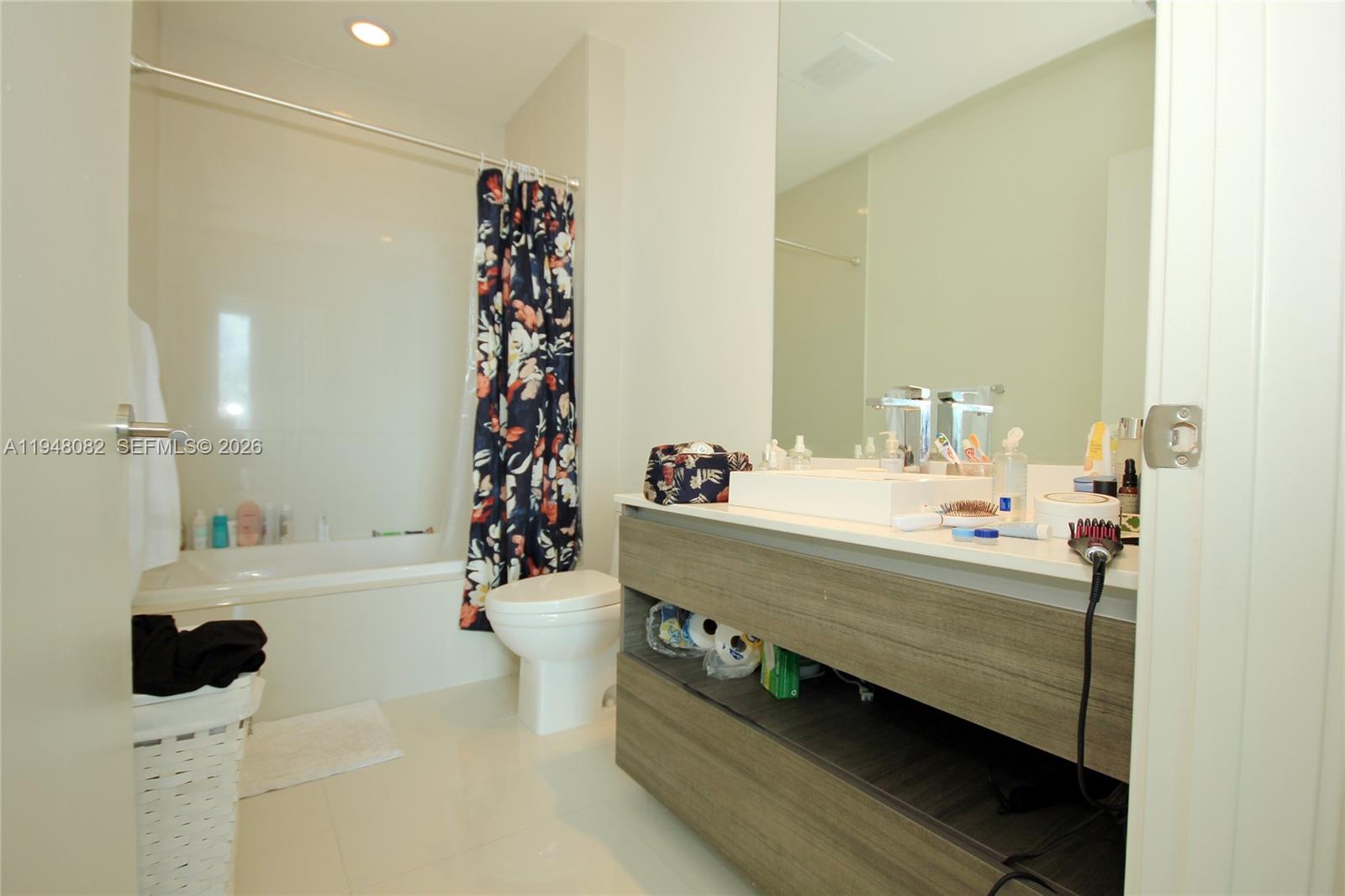 1100 S Miami Ave #4206, Miami FL 33130