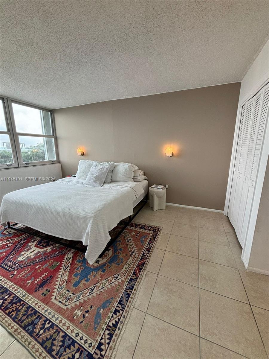 11930 N Bayshore Dr #406, North Miami FL 33181
