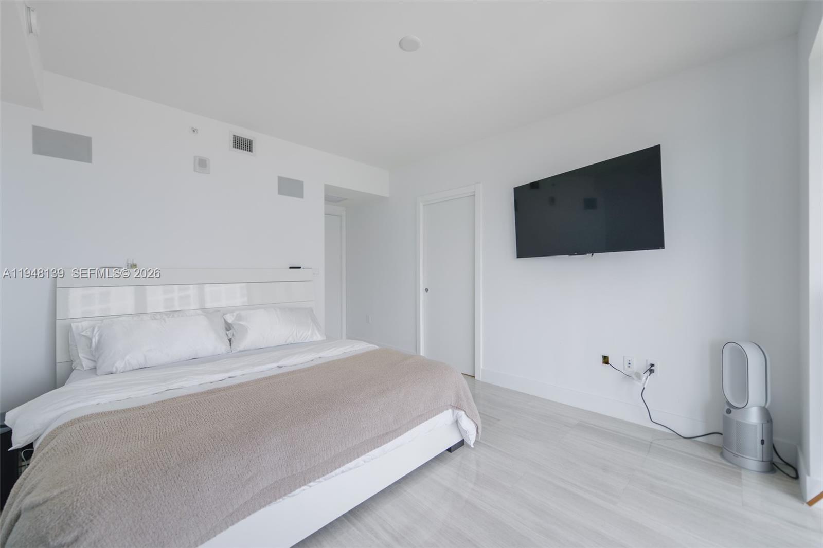 1451 Brickell Ave #1503, Miami FL 33131