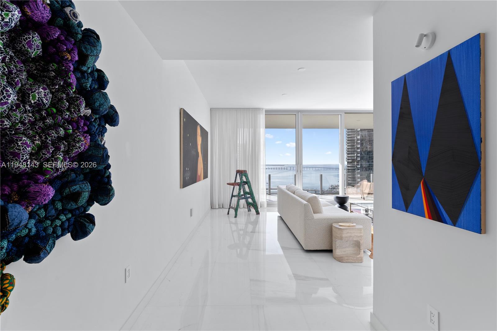 300 Biscayne Blvd Way #2102, Miami FL 33131