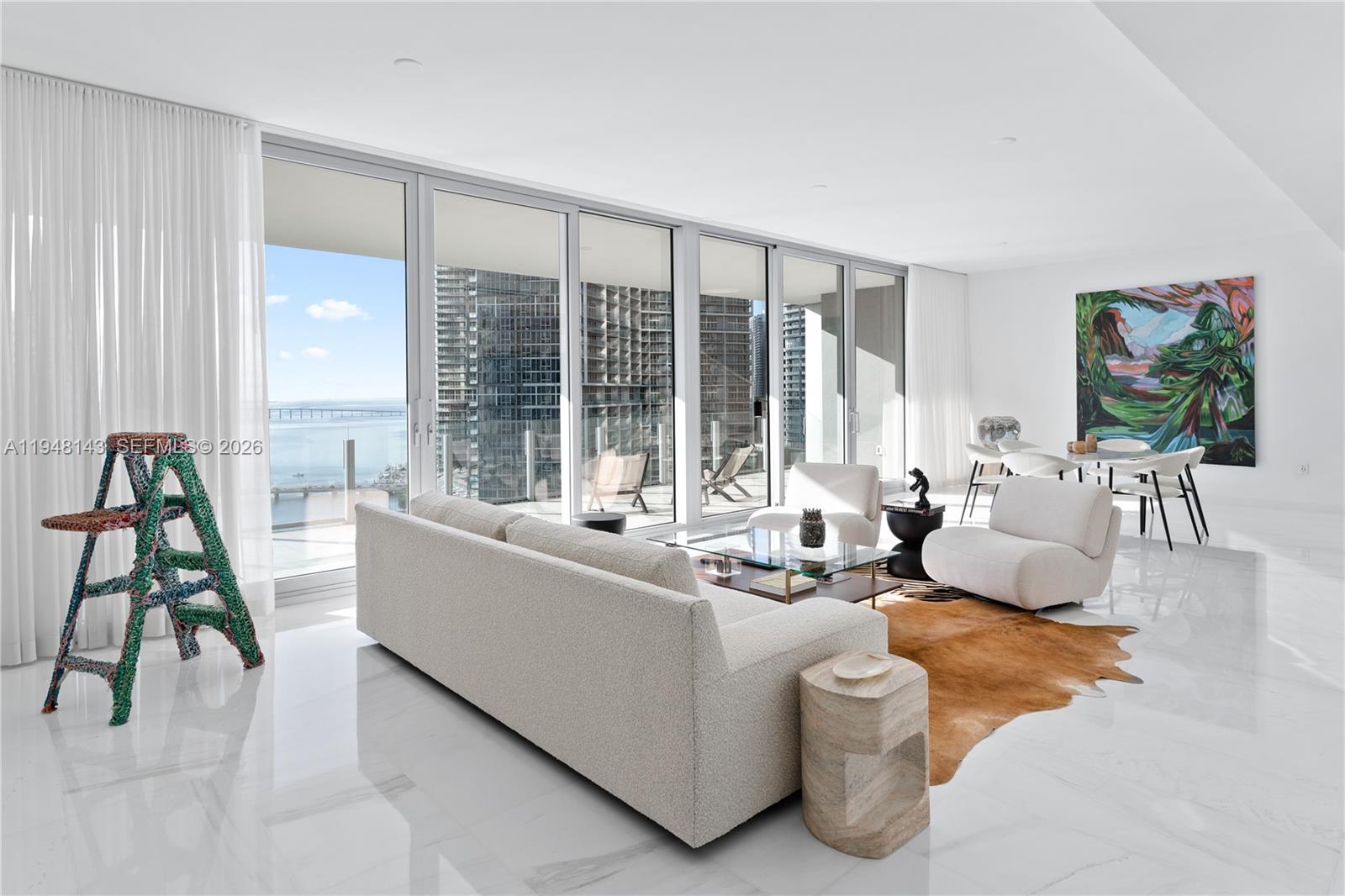 300 Biscayne Blvd Way #2102, Miami FL 33131