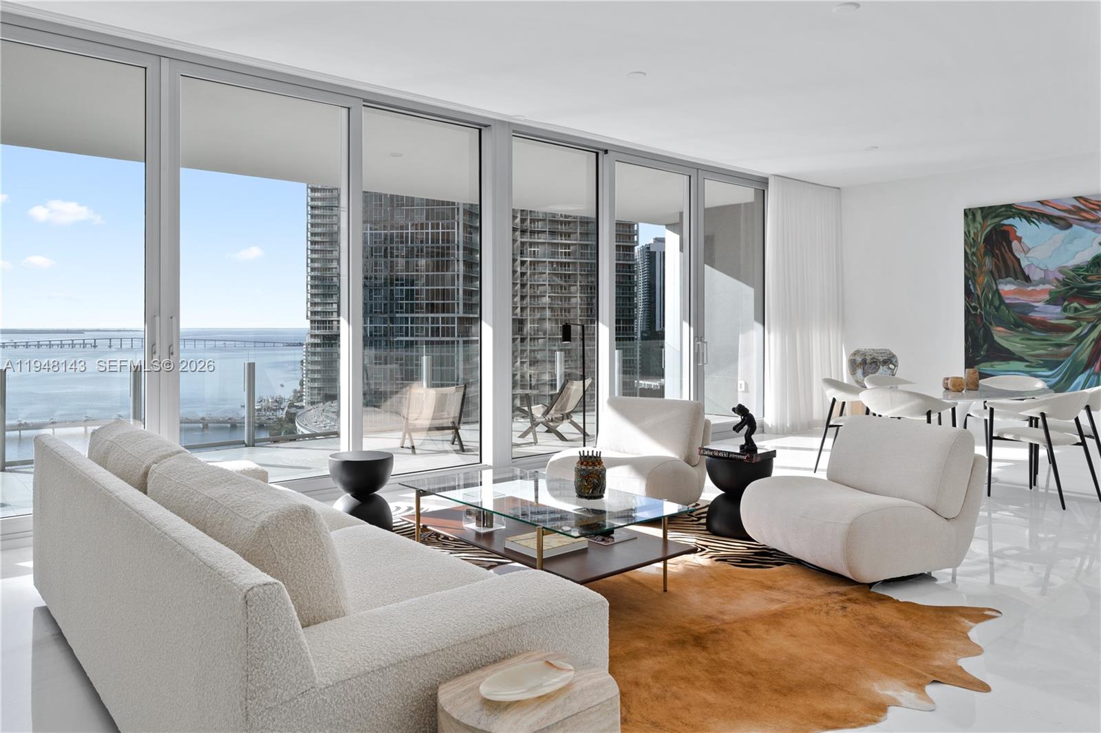 300 Biscayne Blvd Way #2102, Miami FL 33131