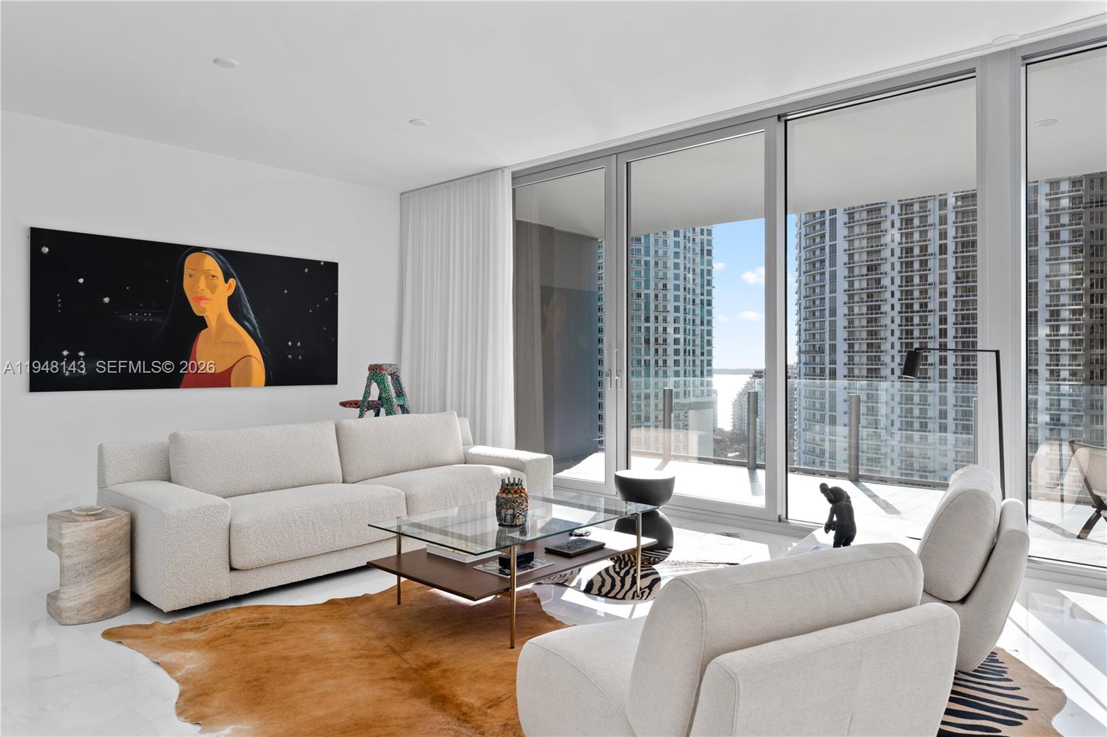 300 Biscayne Blvd Way #2102, Miami FL 33131