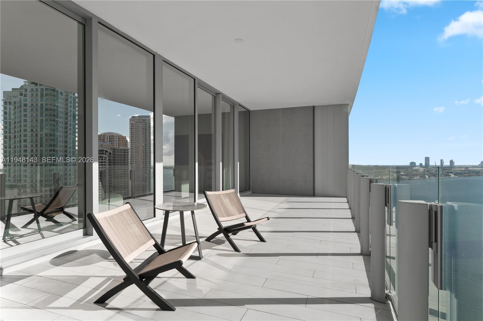 300 Biscayne Blvd Way #2102, Miami FL 33131