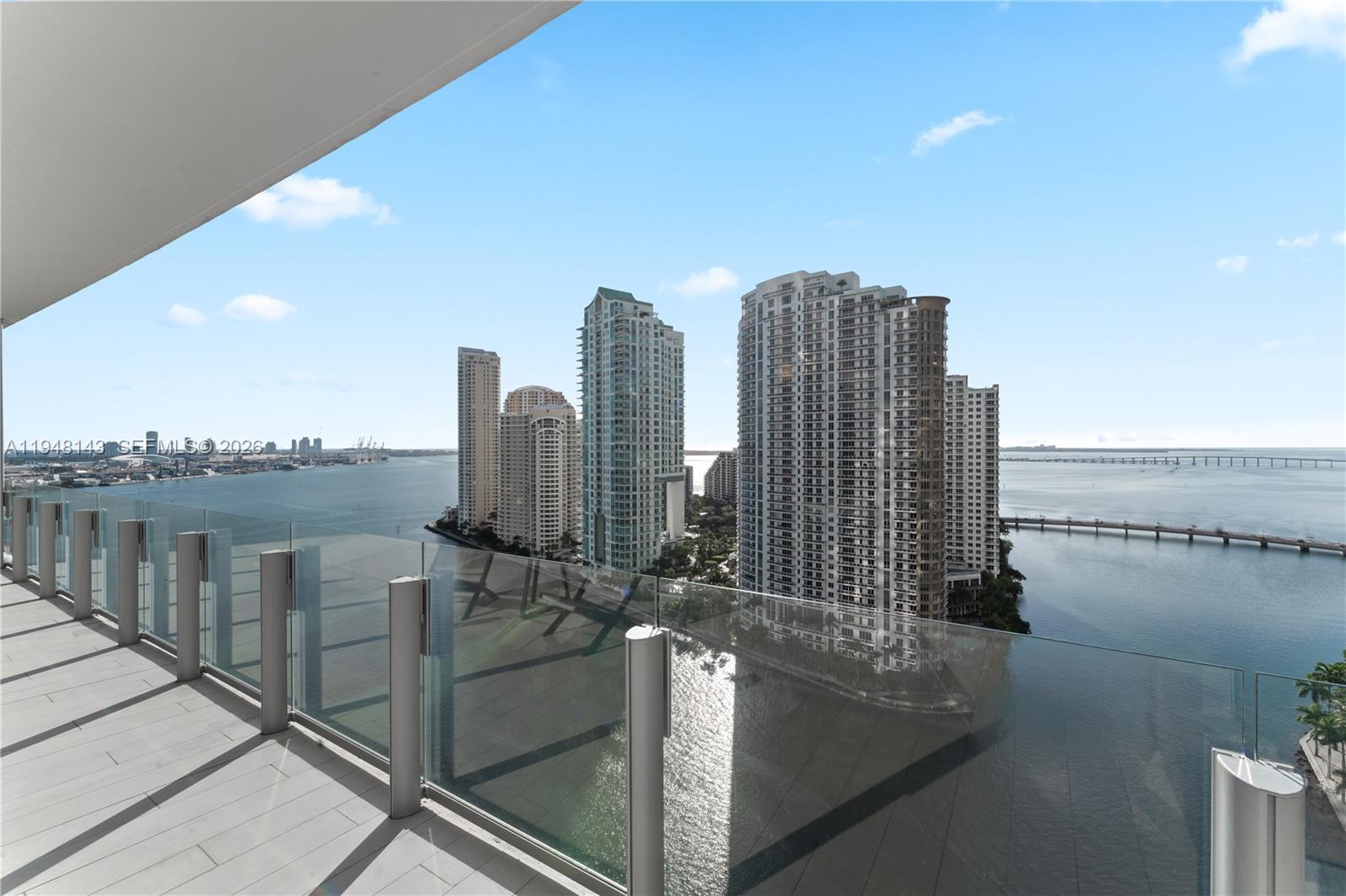 300 Biscayne Blvd Way #2102, Miami FL 33131