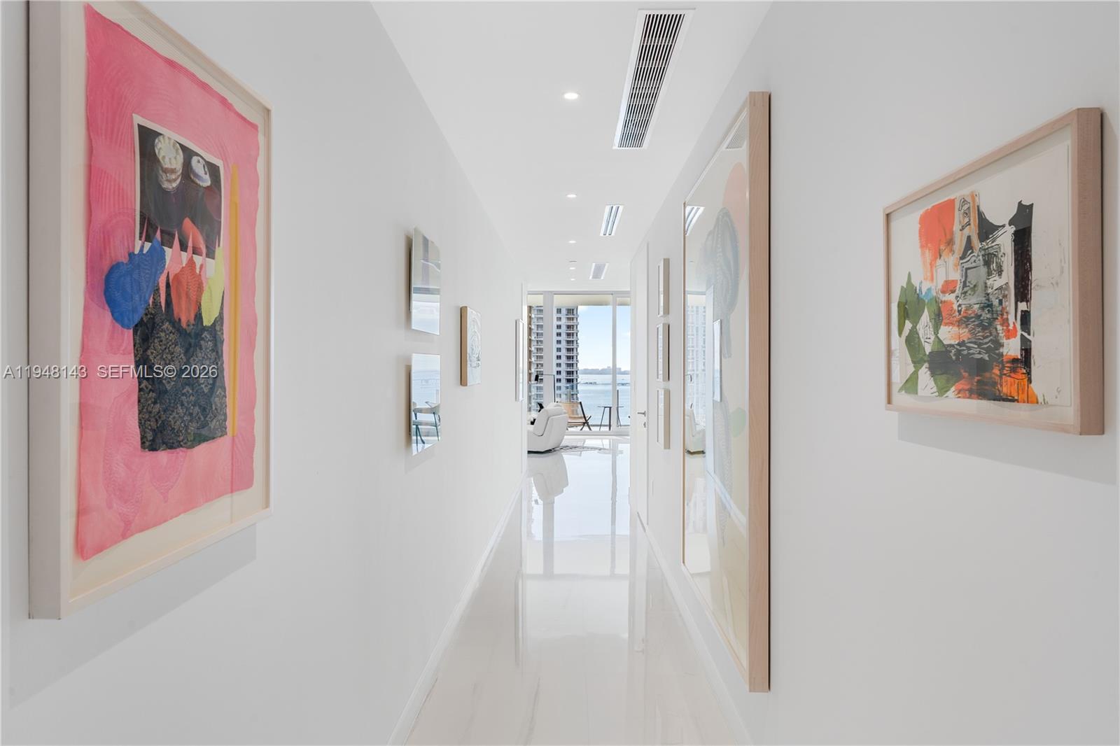 300 Biscayne Blvd Way #2102, Miami FL 33131
