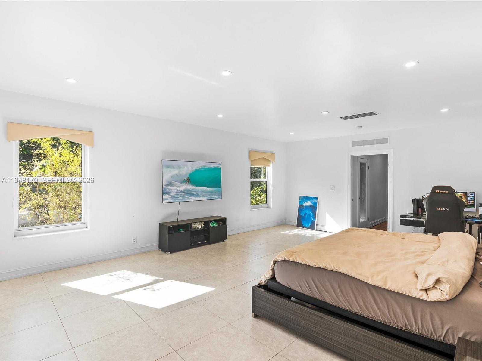201 Golden Beach Dr, Golden Beach FL 33160