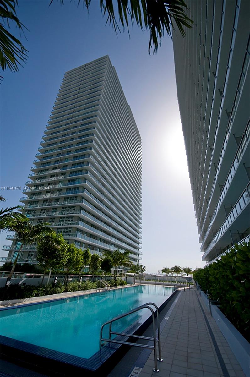 79 SW 12th St #3008-S, Miami FL 33130