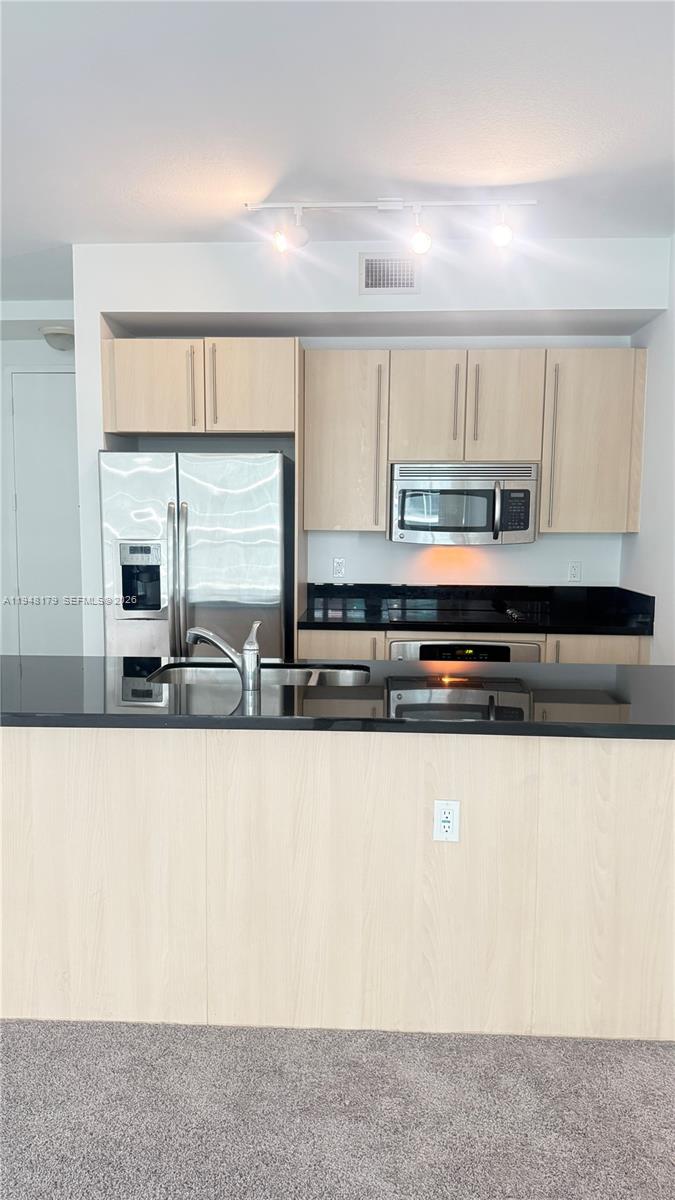 79 SW 12th St #3008-S, Miami FL 33130