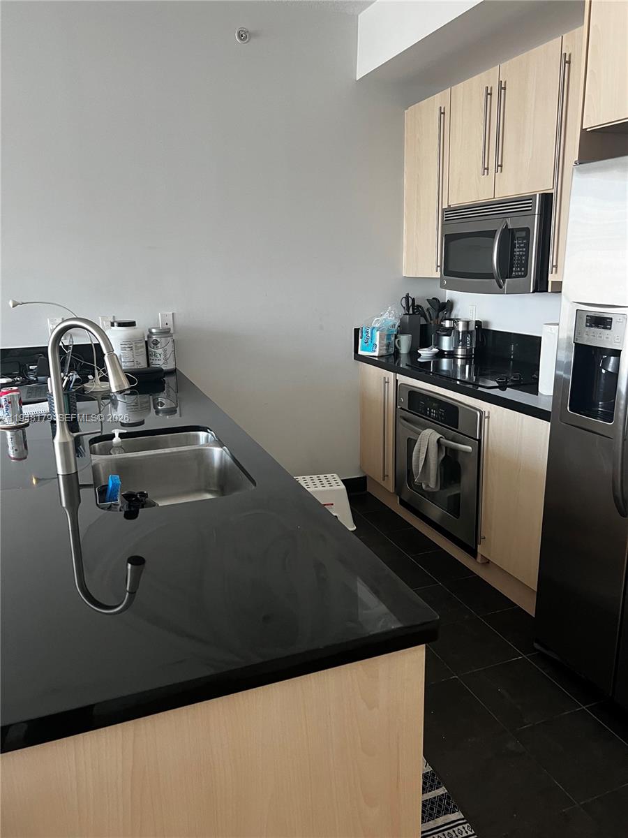 79 SW 12th St #3008-S, Miami FL 33130
