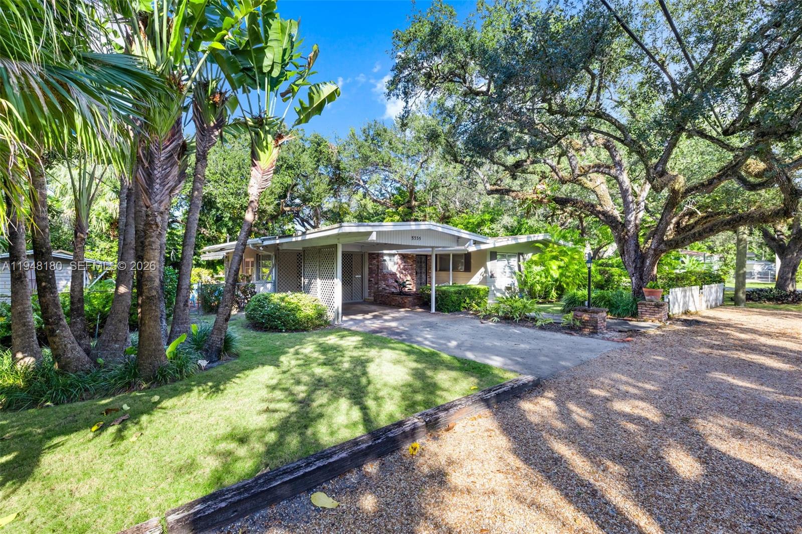 5335 SW 74th St, Miami FL 33143