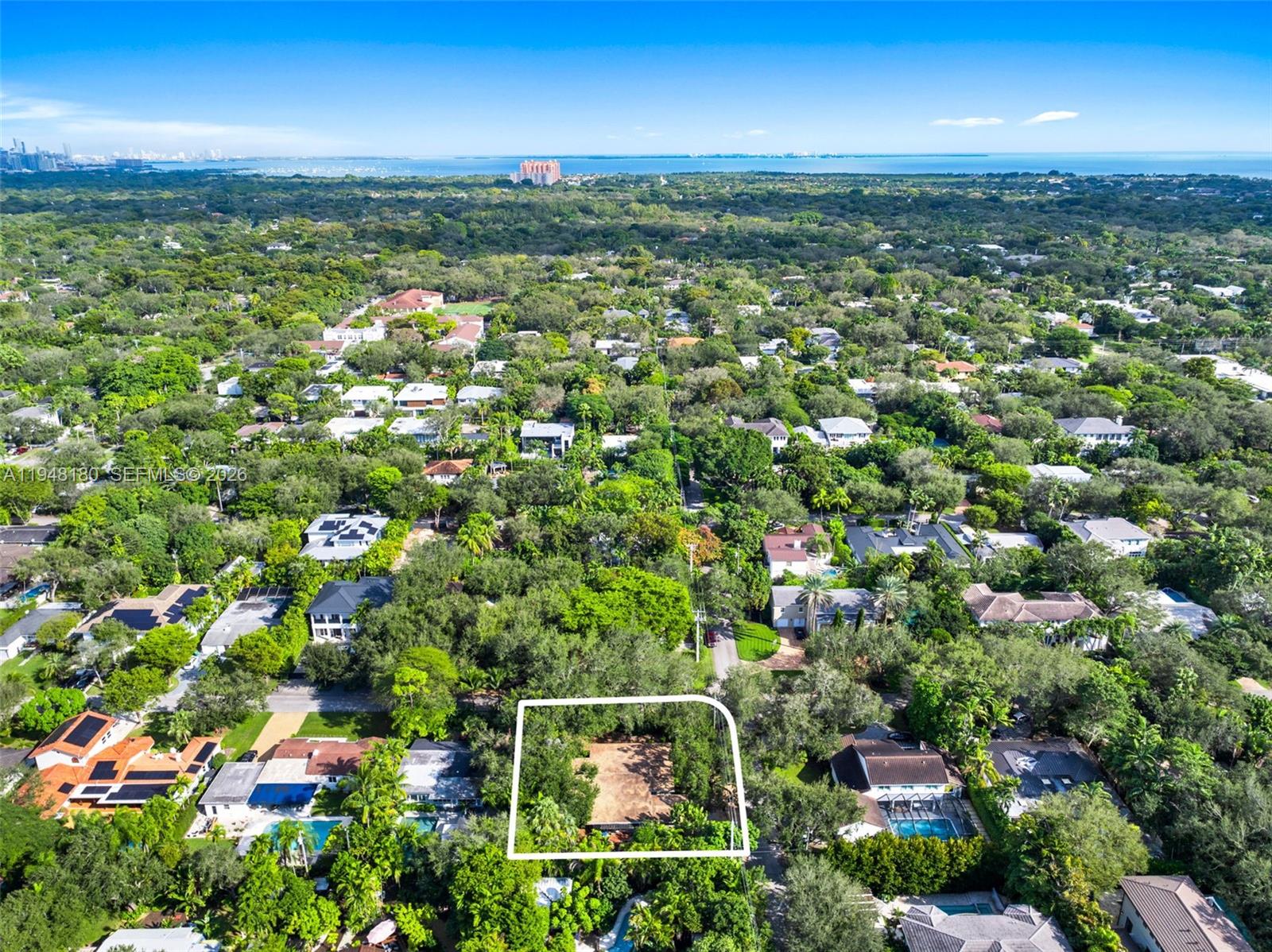 5335 SW 74th St, Miami FL 33143