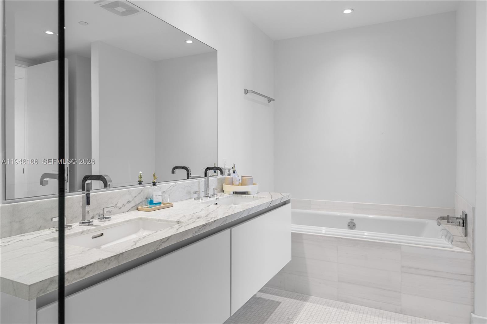 700 NE 26th Ter #4701, Miami FL 33137