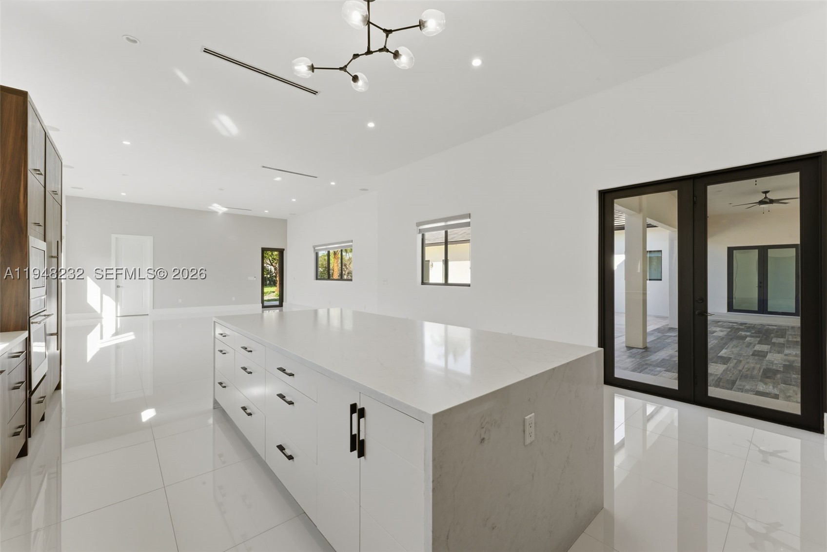 10005 SW 66th St, Miami FL 33173