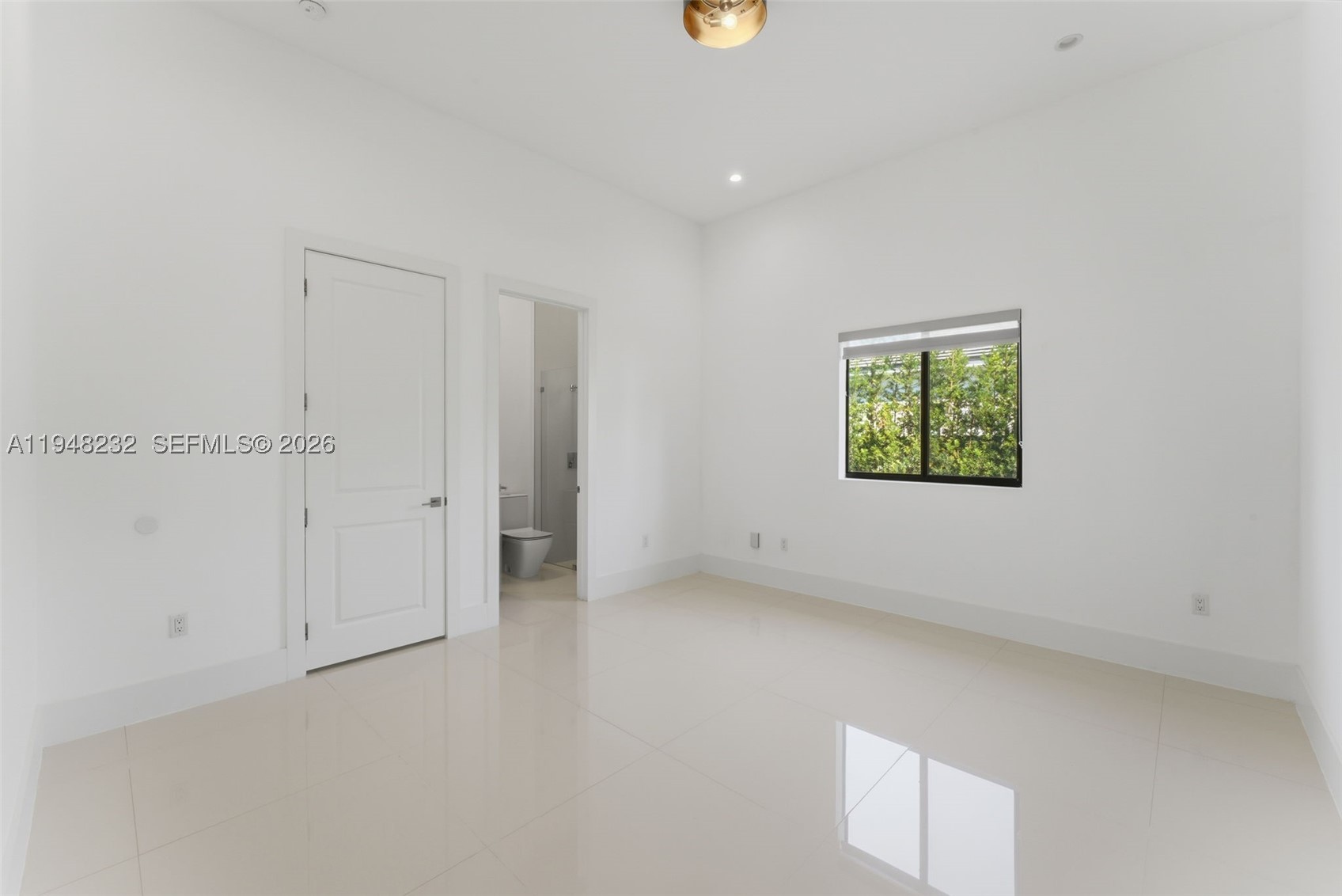 10005 SW 66th St, Miami FL 33173