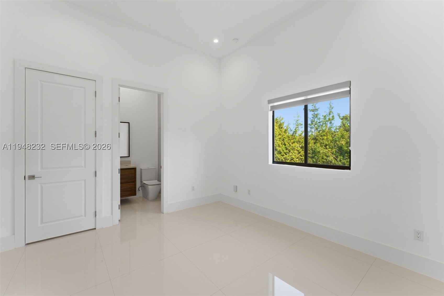 10005 SW 66th St, Miami FL 33173