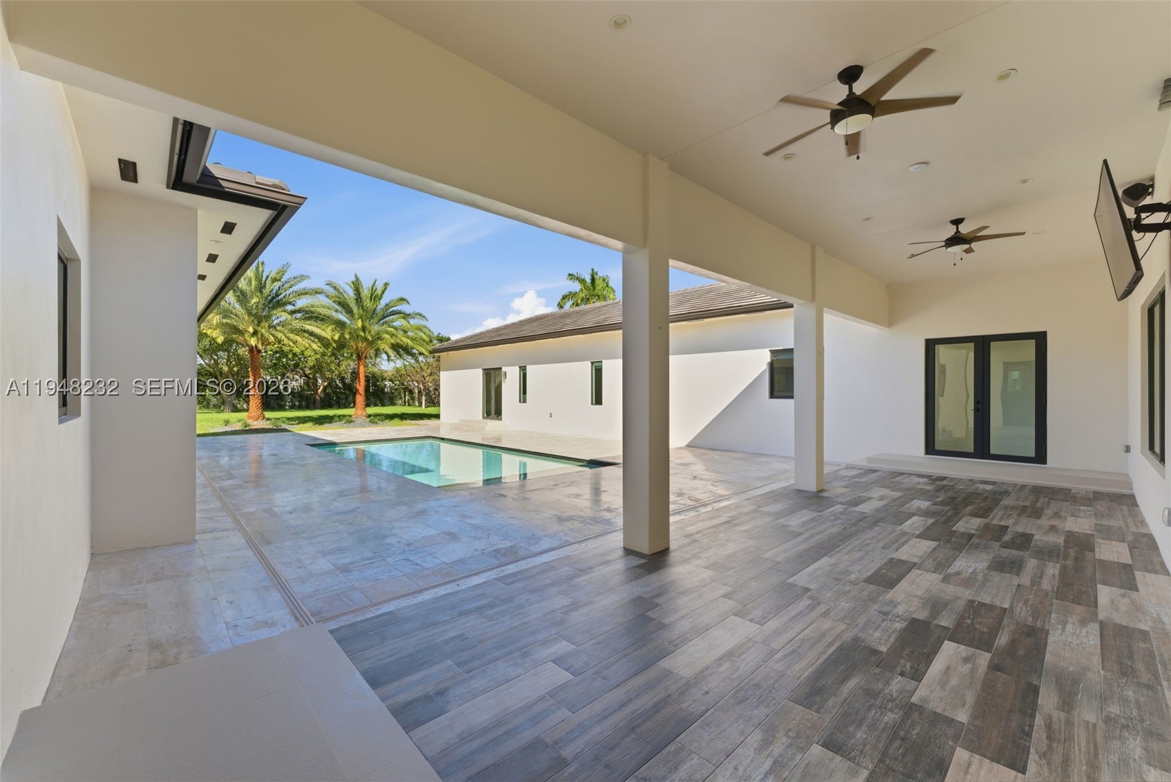 10005 SW 66th St, Miami FL 33173