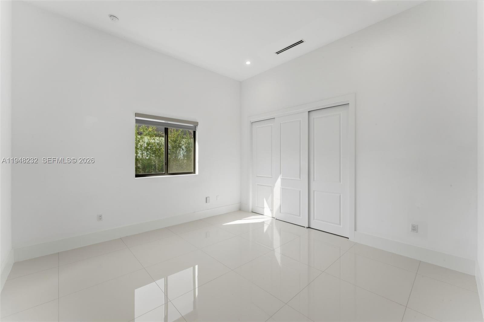 10005 SW 66th St, Miami FL 33173