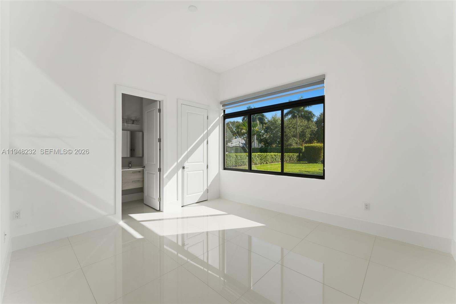 10005 SW 66th St, Miami FL 33173