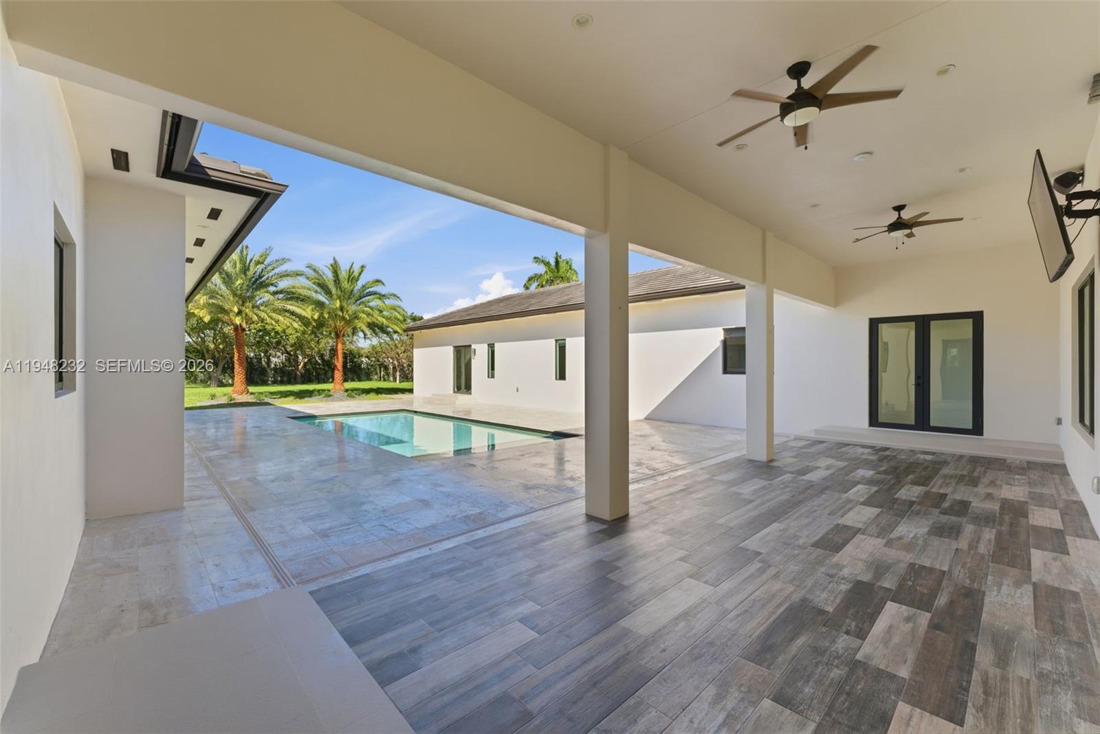 10005 SW 66th St, Miami FL 33173