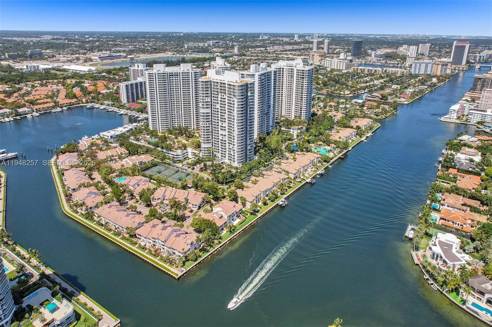 21050 Point Pl #3104, Aventura FL 33180