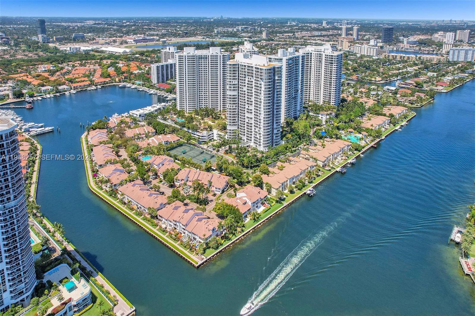 21050 Point Pl #3104, Aventura FL 33180