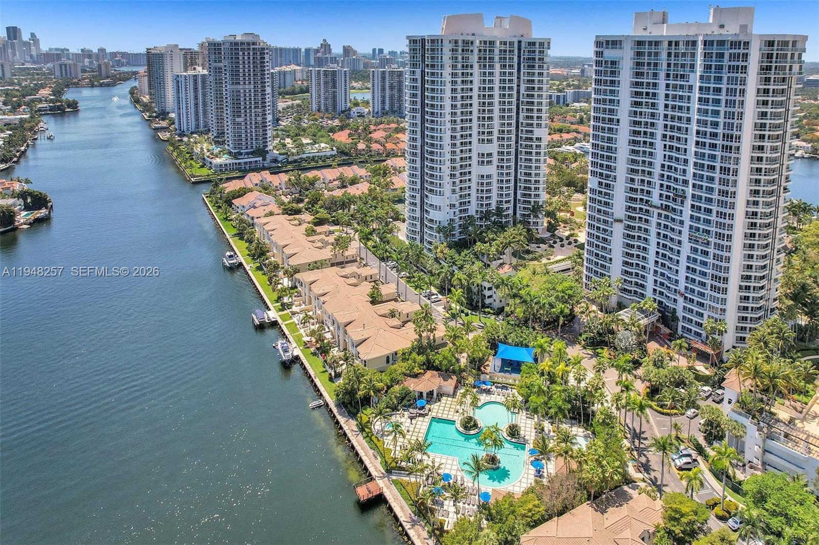 21050 Point Pl #3104, Aventura FL 33180