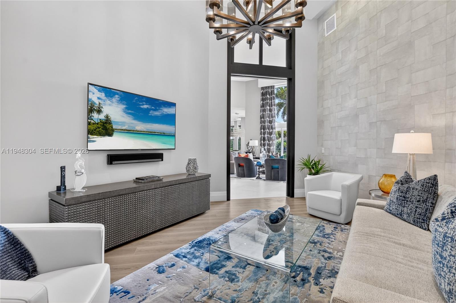 6860 Queenferry Cir, Boca Raton FL 33496